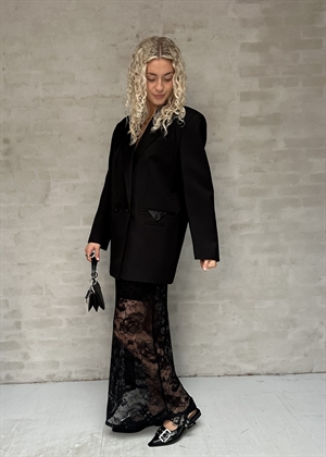 Premiere oversized triangle blazer Black HAUE L\'AMITIÈ